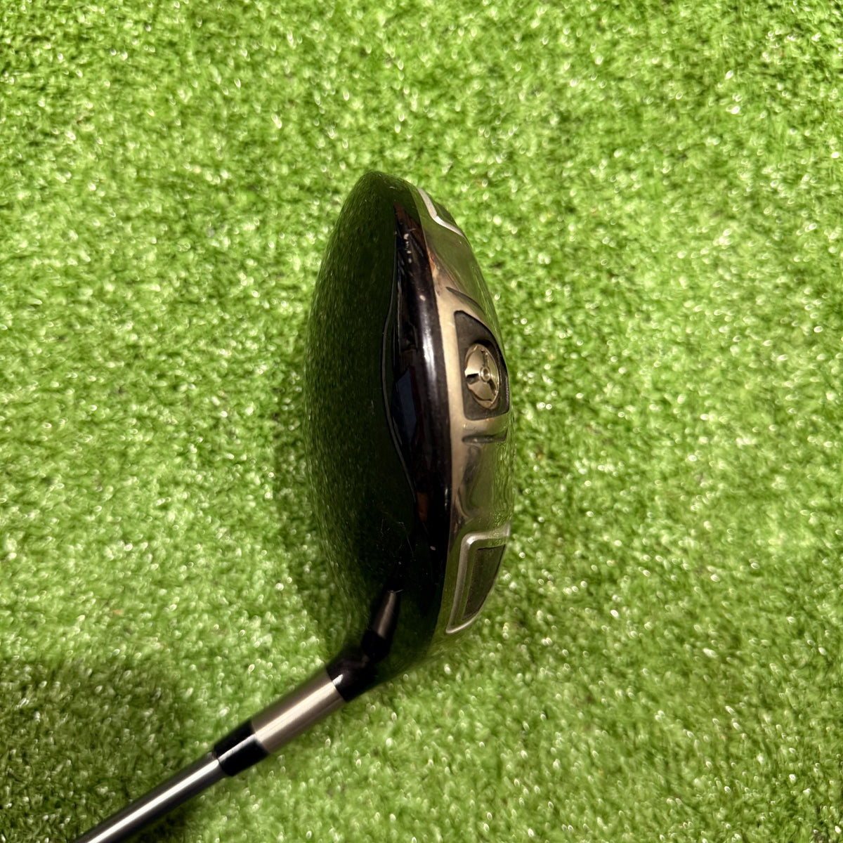 Titleist 909D2 9.5° Driver Stiff Graphite RH