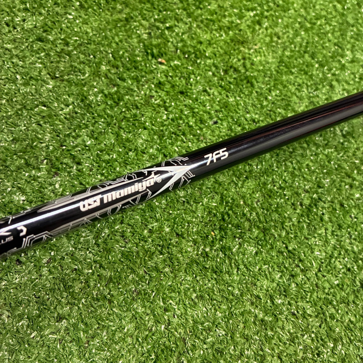 Cobra DARKSPEED LS 9° Driver X-Stiff Graphite RH