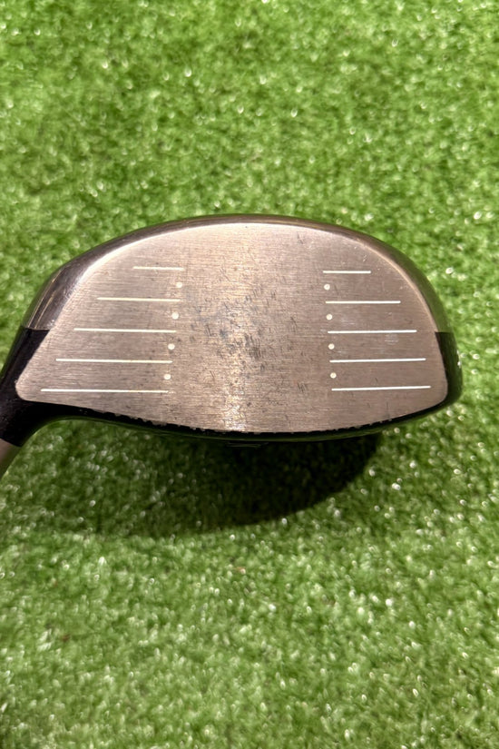 Titleist 909D2 9.5° Driver Stiff Graphite RH