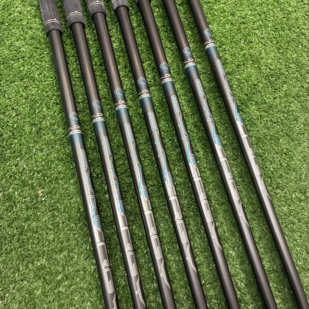 Callaway Rogue X 6-PW, AW, SW Iron Set Regular Graphite RH