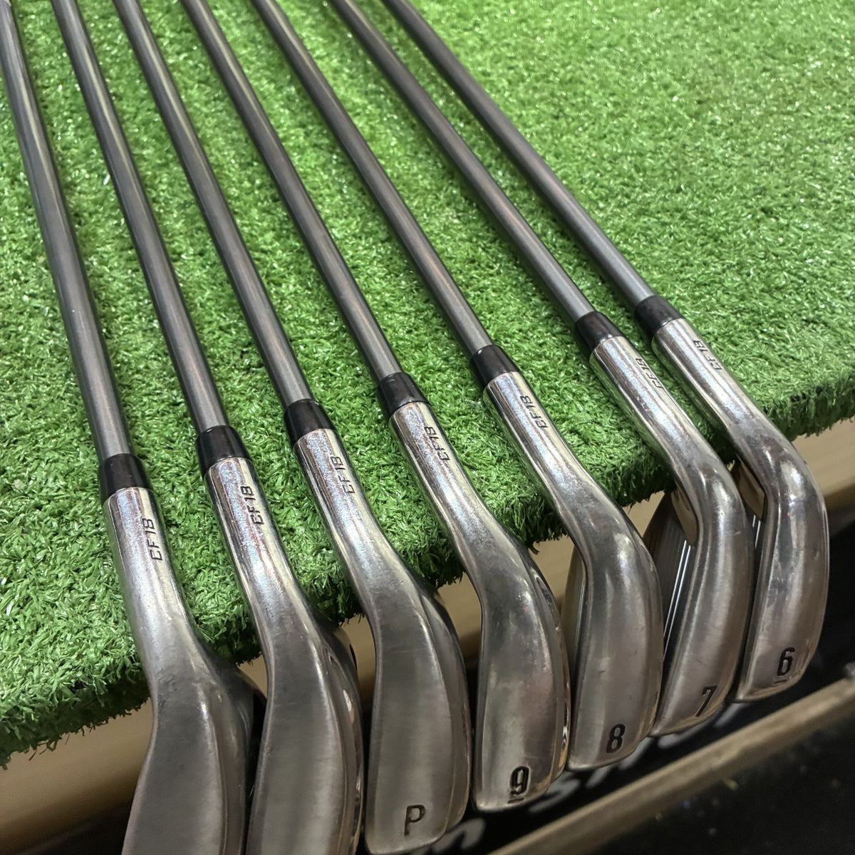 Callaway Rogue X 6-PW, AW, SW Iron Set Regular Graphite RH