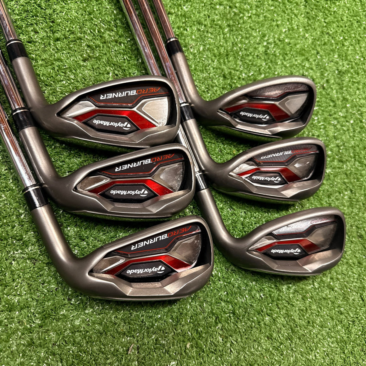 TaylorMade AeroBurner 6-PW, SW Iron Set Stiff Steel RH