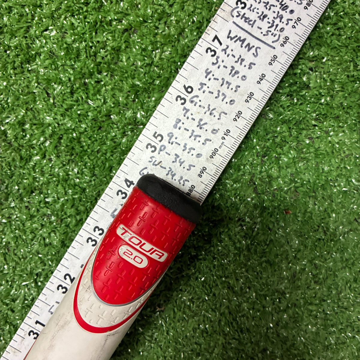 Odyssey 2-Ball Eleven Tour Lined Putter RH