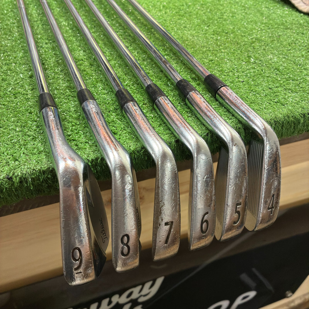 Titleist ZB Forged 4-9 Iron Set Regular Steel RH *READ*