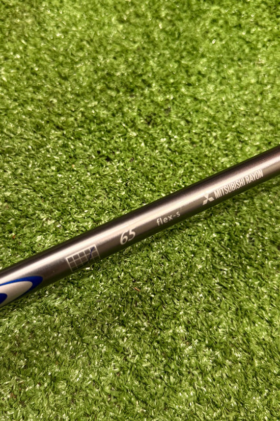 Titleist 909D2 9.5° Driver Stiff Graphite RH