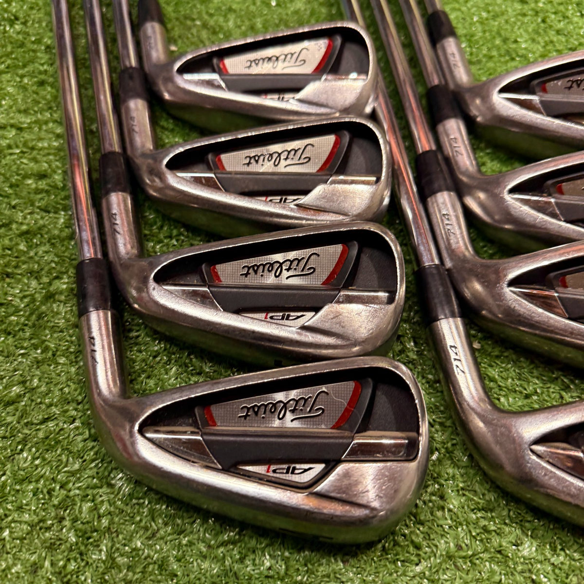 Titleist 714 AP1 4-PW, 48° W Iron Set Stiff Steel RH