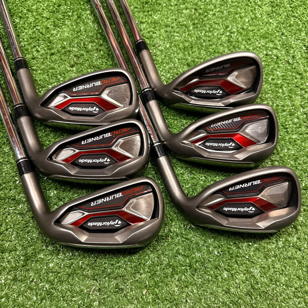 TaylorMade AeroBurner 6-PW, SW Iron Set Stiff Steel RH
