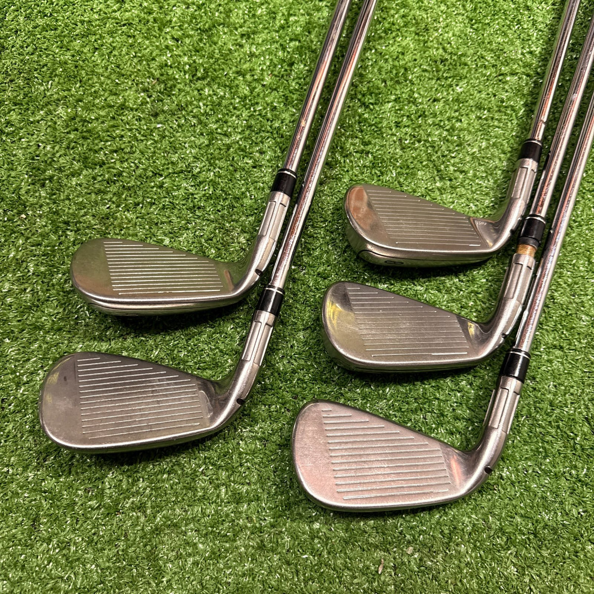 TaylorMade M6 6-PW Iron Set Regular Steel RH