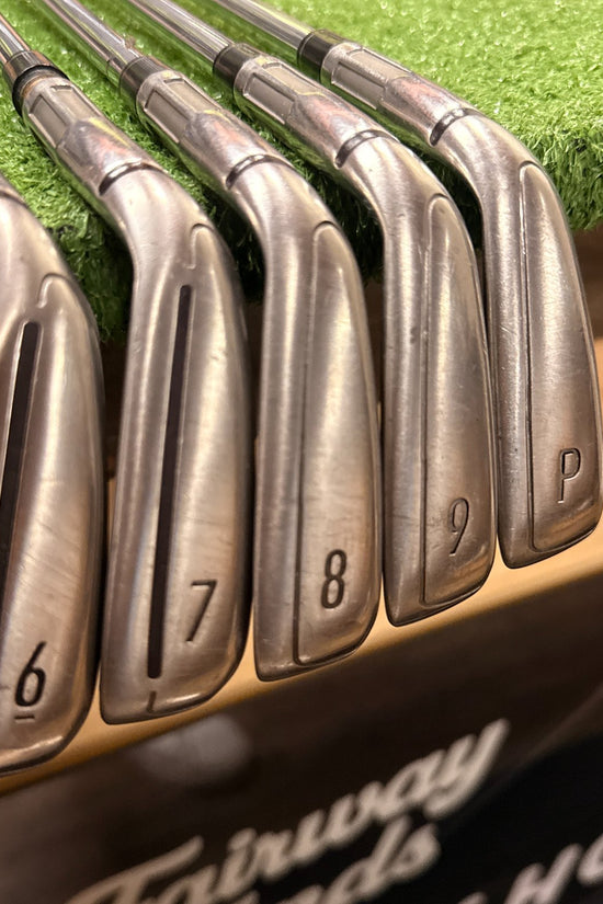 TaylorMade M6 6-PW Iron Set Regular Steel RH