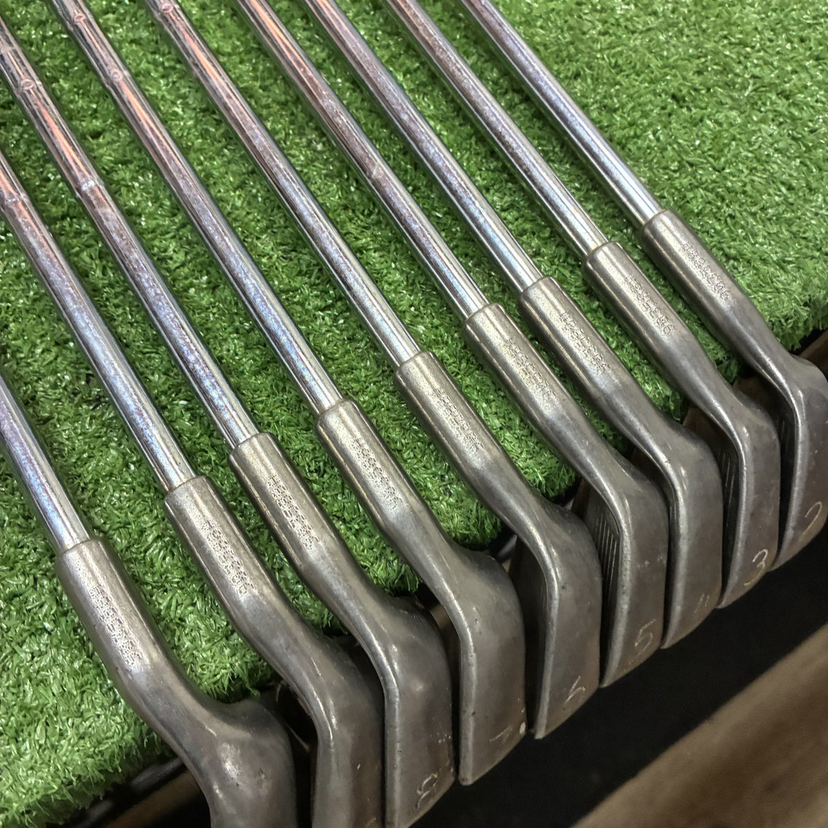 PING Eye Black Dot 2-PW Iron Set Stiff Steel RH *READ*