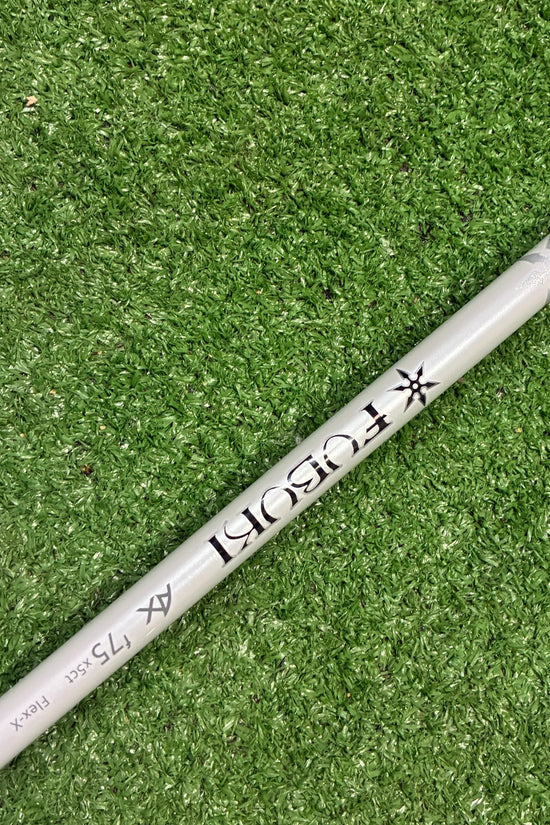 TaylorMade r7 Quad 11.5° Mini Driver X-Stiff Graphite RH 42.5