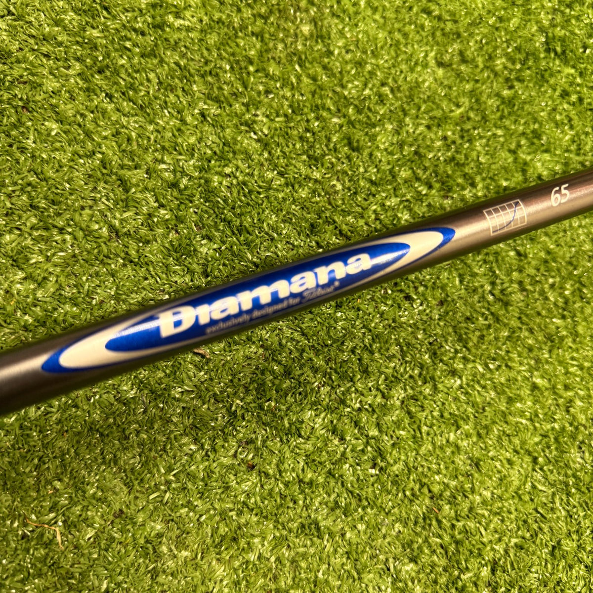 Titleist 909D2 9.5° Driver Stiff Graphite RH